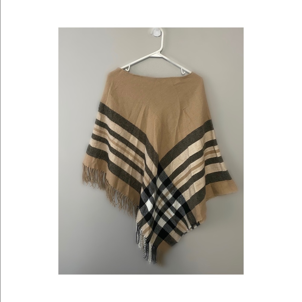 Charter Club Poncho w/Tag
